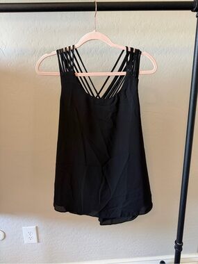 Black Strappy Back Sleeveless Tank Top